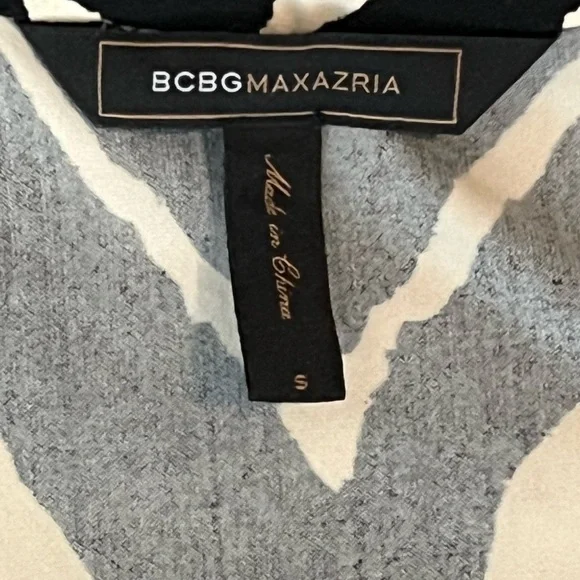 BCBG MaxAzaria Mini Dress size small black and white - Picture 4 of 8